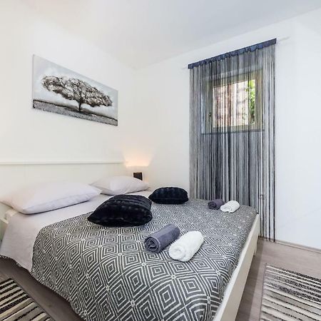 Apartman Nino Novigrad  Extérieur photo