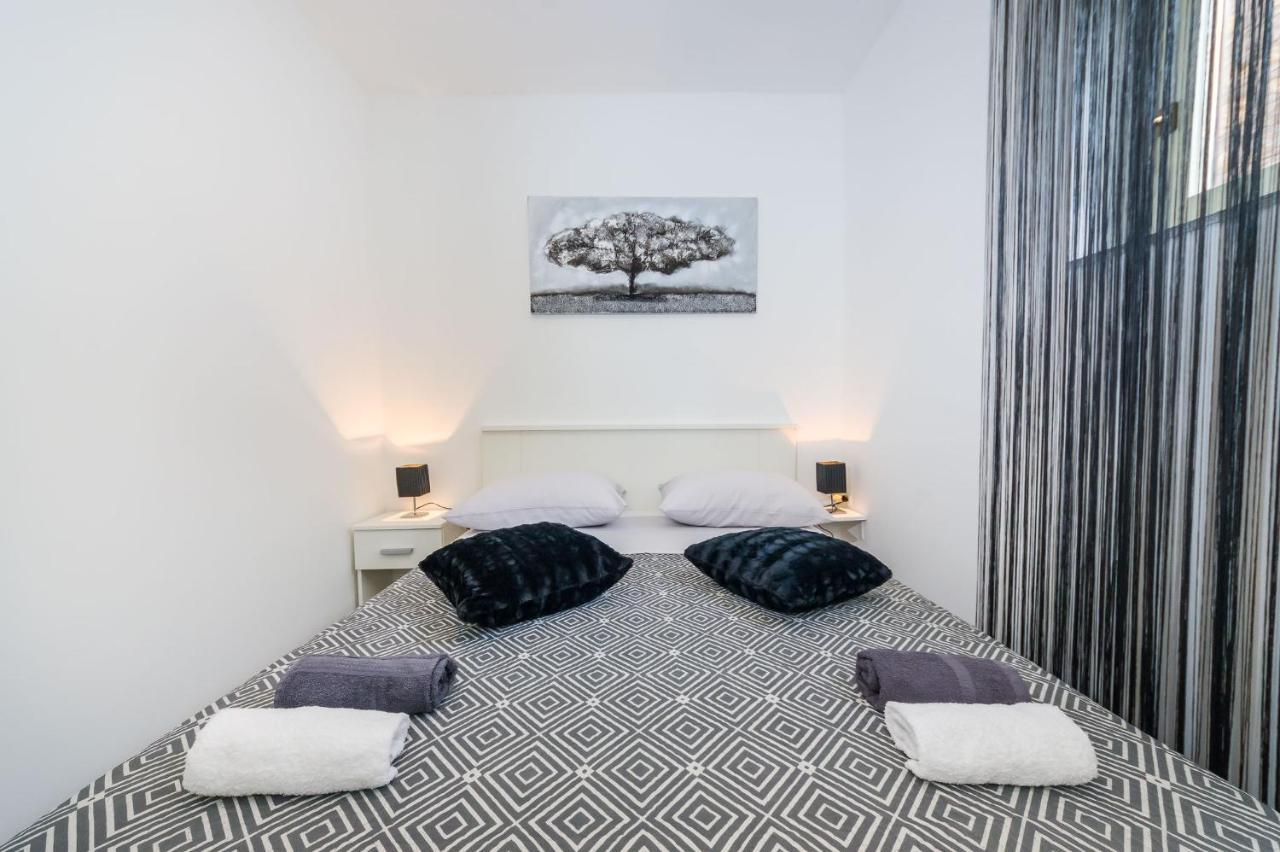 Apartman Nino Novigrad  Extérieur photo